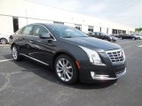 2014 Cadillac XTS Luxury FWD Front 3/4 View