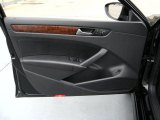 2012 Volkswagen Passat V6 SEL Door Panel