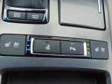 2015 Hyundai Genesis 3.8 Sedan Controls