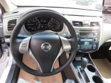 2014 Nissan Altima 2.5 Dashboard