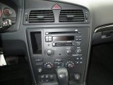 2004 Volvo V70 2.5T Controls