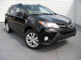 2014 Toyota RAV4 Limited Front 3/4 View