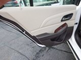 2013 Chevrolet Malibu ECO Door Panel