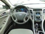 2014 Hyundai Sonata Hybrid Dashboard