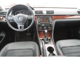 2013 Volkswagen Passat 2.5L SEL Dashboard