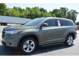 2014 Toyota Highlander Limited Front 3/4 View