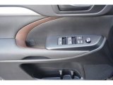 2014 Toyota Highlander LE Door Panel