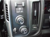 2015 Chevrolet Silverado 2500HD LTZ Crew Cab 4x4 Controls