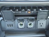 2015 GMC Sierra 3500HD Denali Crew Cab 4x4 Controls