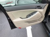 2015 Kia Optima LX Door Panel
