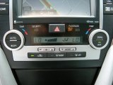 2014 Toyota Camry XLE Controls
