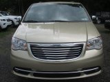 2011 Chrysler Town & Country Touring - L