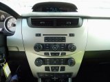 2009 Ford Focus SES Coupe Controls