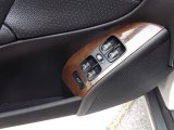 2005 Mercedes-Benz C 240 4Matic Sedan Controls