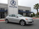 2013 Acura ILX 2.0L Premium Front 3/4 View