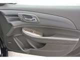 2015 Chevrolet Malibu LTZ Door Panel