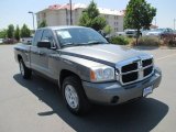 2006 Mineral Gray Metallic Dodge Dakota SLT Club Cab 4x4 #95208542