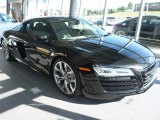 2015 Audi R8 V10 Front 3/4 View