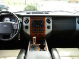 2007 Ford Expedition EL Eddie Bauer Dashboard