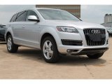 Ice Silver Metallic Audi Q7 in 2015