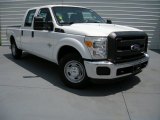 2015 Ford F250 Super Duty XL Crew Cab Front 3/4 View