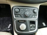 2015 Chrysler 200 Limited Controls