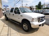 2006 Ford F350 Super Duty XLT Crew Cab 4x4 Front 3/4 View