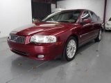 Ruby Red Metallic Volvo S80 in 2004
