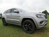 2015 Jeep Grand Cherokee Altitude Front 3/4 View