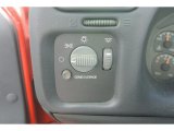 1999 Chevrolet S10 LS Regular Cab Controls