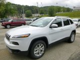 2015 Bright White Jeep Cherokee Latitude 4x4 #96249276