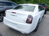 Ivory Tri-Coat Pearl Chrysler 300 in 2014