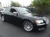 2013 Chrysler 300 C Front 3/4 View