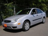 2006 CD Silver Metallic Ford Focus ZX4 S Sedan #9564030