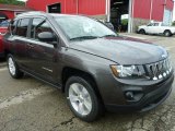 2014 Jeep Compass Sport 4x4 Front 3/4 View