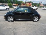 Uni Black Volkswagen New Beetle in 2005