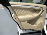 2015 Ford Taurus SEL Door Panel