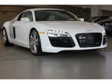 Audi R8 2015 Data, Info and Specs