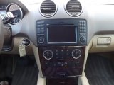 2011 Mercedes-Benz ML 350 4Matic Controls