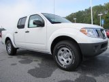 2015 Nissan Frontier S Crew Cab Front 3/4 View