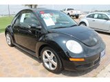 2010 Volkswagen New Beetle Black