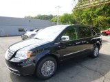 2015 Brilliant Black Crystal Pearl Chrysler Town & Country Touring-L #97110585