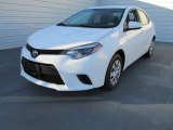 2015 Toyota Corolla L Front 3/4 View