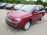 2015 Jeep Compass Sport 4x4 Front 3/4 View