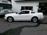 Performance White Ford Mustang in 2007