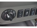2015 Nissan Frontier SV Crew Cab 4x4 Controls