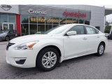 2015 Pearl White Nissan Altima 2.5 S #97323181