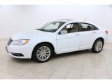 2011 Chrysler 200 Limited Front 3/4 View
