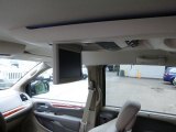 2015 Chrysler Town & Country Limited Platinum Entertainment System
