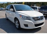 Calla Lilly White Volkswagen Routan in 2010